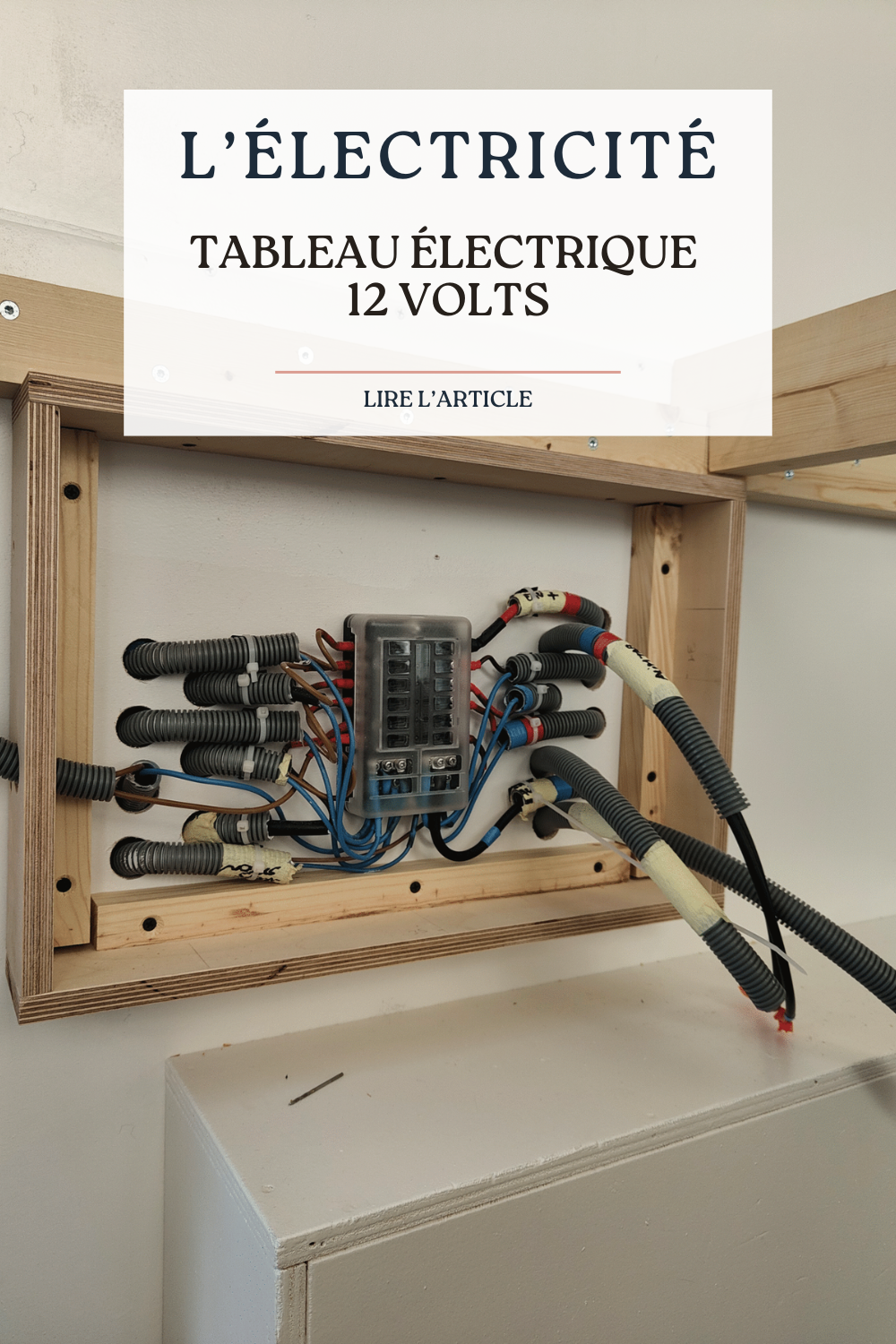 TABLEAU ÉLECTRIQUE 12 VOLTS TABLEAU ÉLECTRIQUE 12 VOLTS