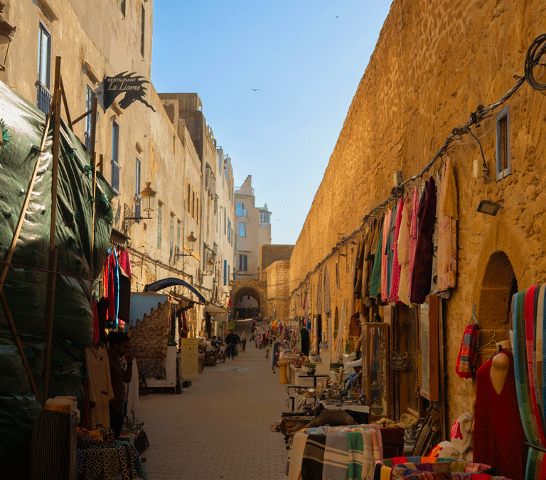 Budget d’un voyage en van au Maroc combien ça coûte en 2025 ? (coût réel + conseils)