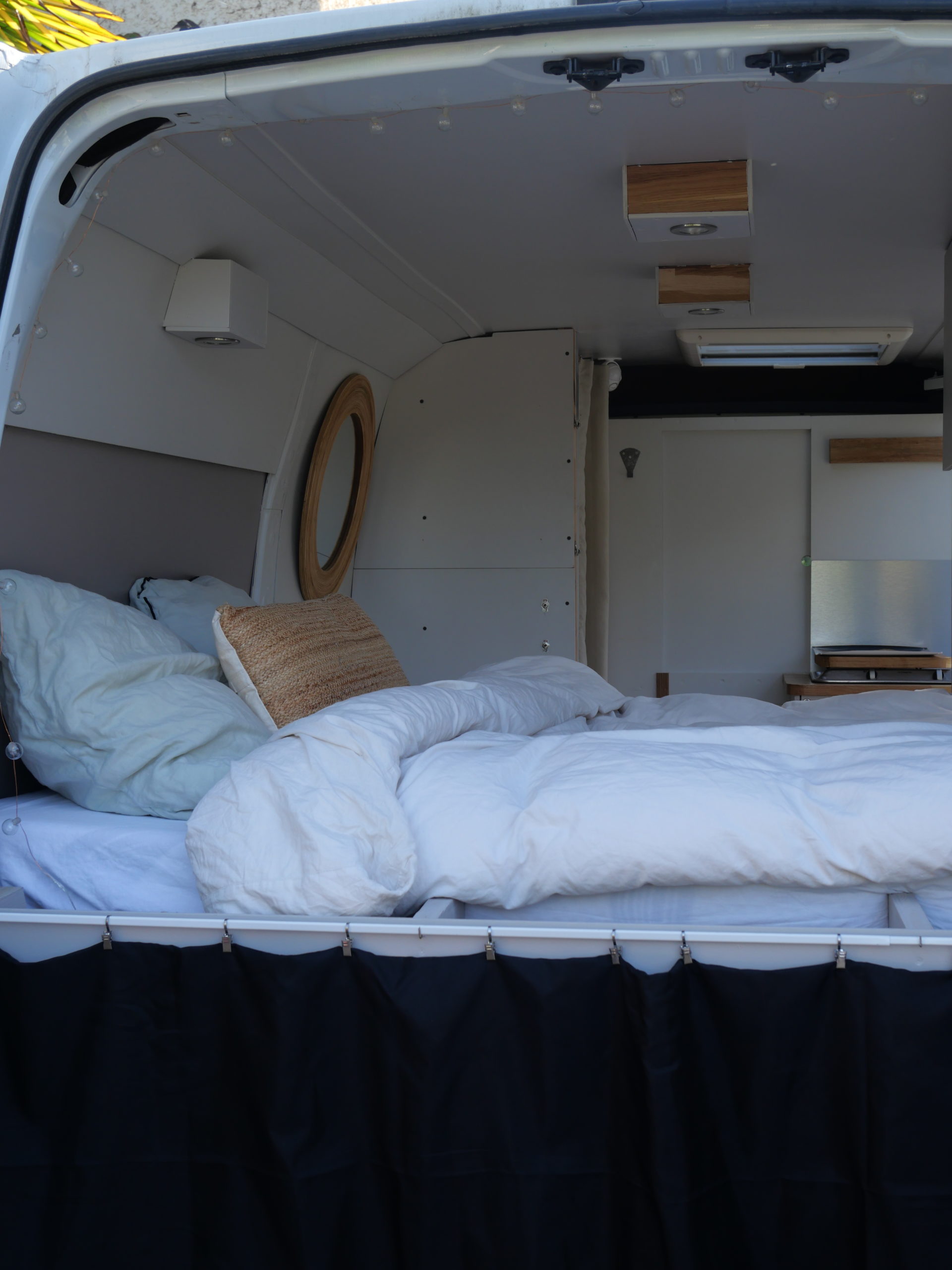 P1002407-scaled Aménagement Renault Master L2H2