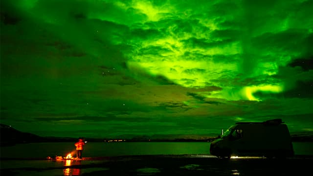 aurores-boreales roadtrip van pays nordiques